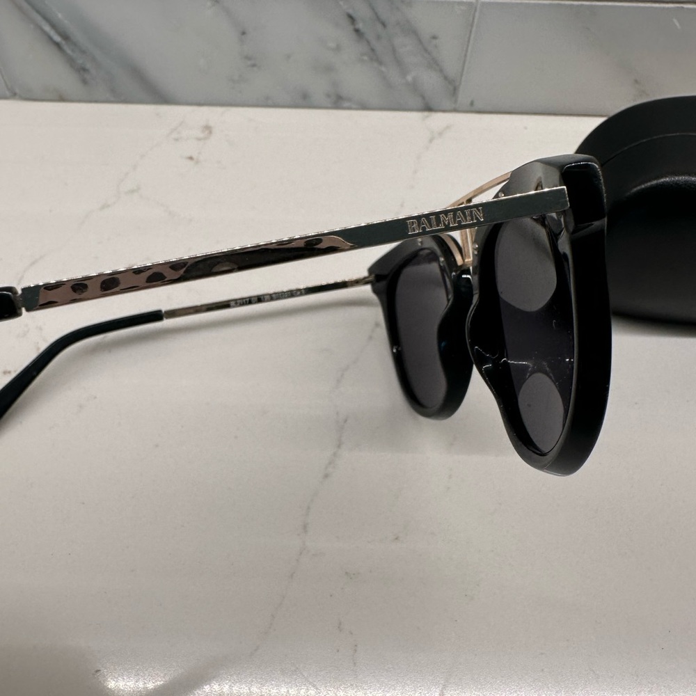 Authentic Balmain sunglasses - Picture 7 of 8